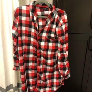 Oversized maternity flannel